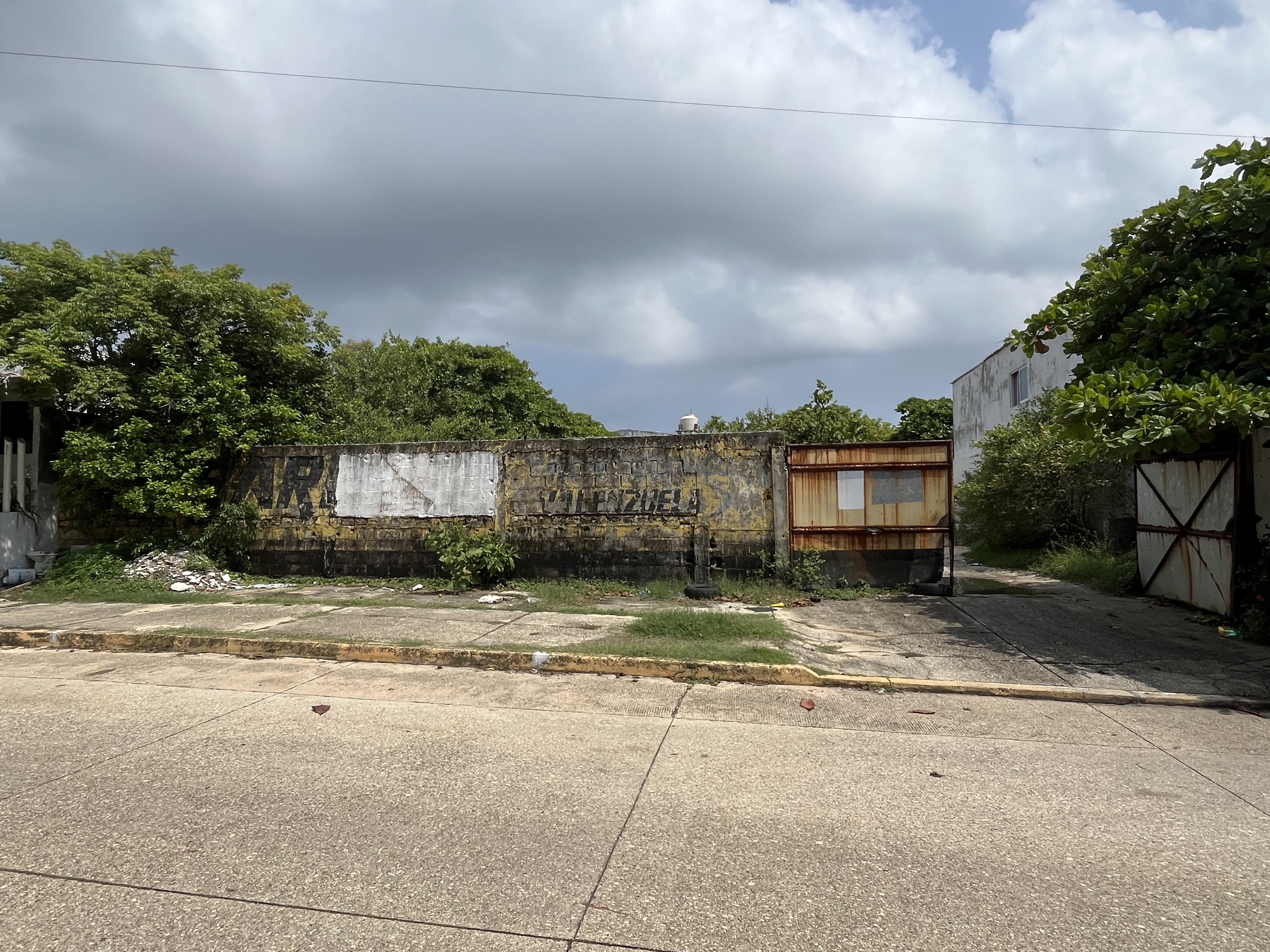 Lote de terreno en venta 600 metros cuadrados en el centro de la ciudad 